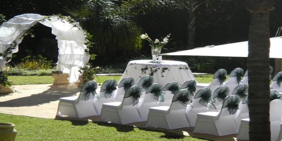 Garden Wedding at Boutique Hotel