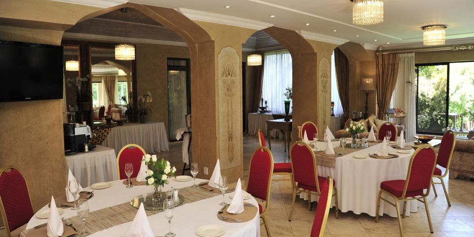 Restaurant setup at Boutique Hotel