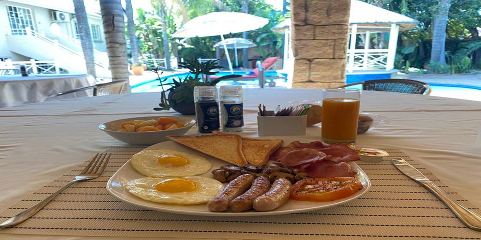 Breakfast at Guest Lodge